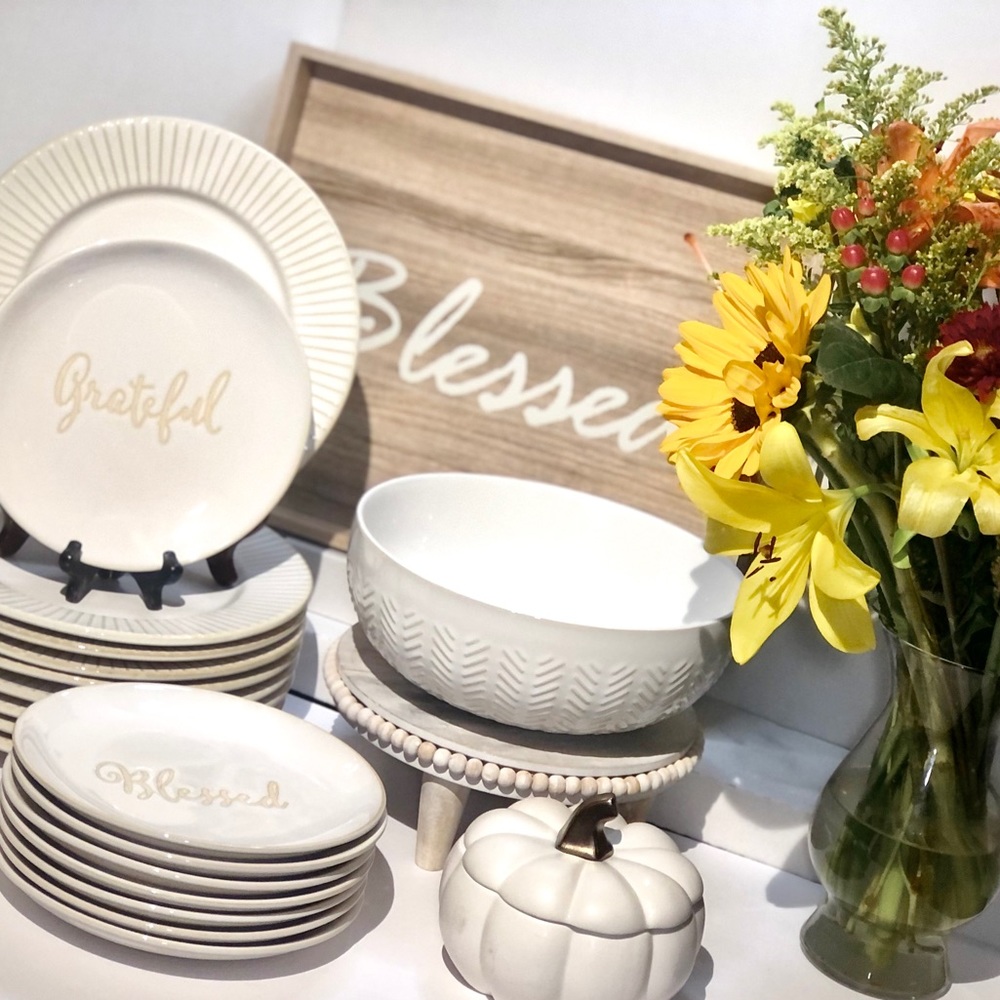 Farmhouse Stoneware Dinner Blessed|Grateful 11pc